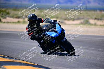 media/Mar-25-2024-Moto Forza (Mon) [[8d4319bd68]]/4-Novice Group/Session 3 (Turn 16 Inside)/